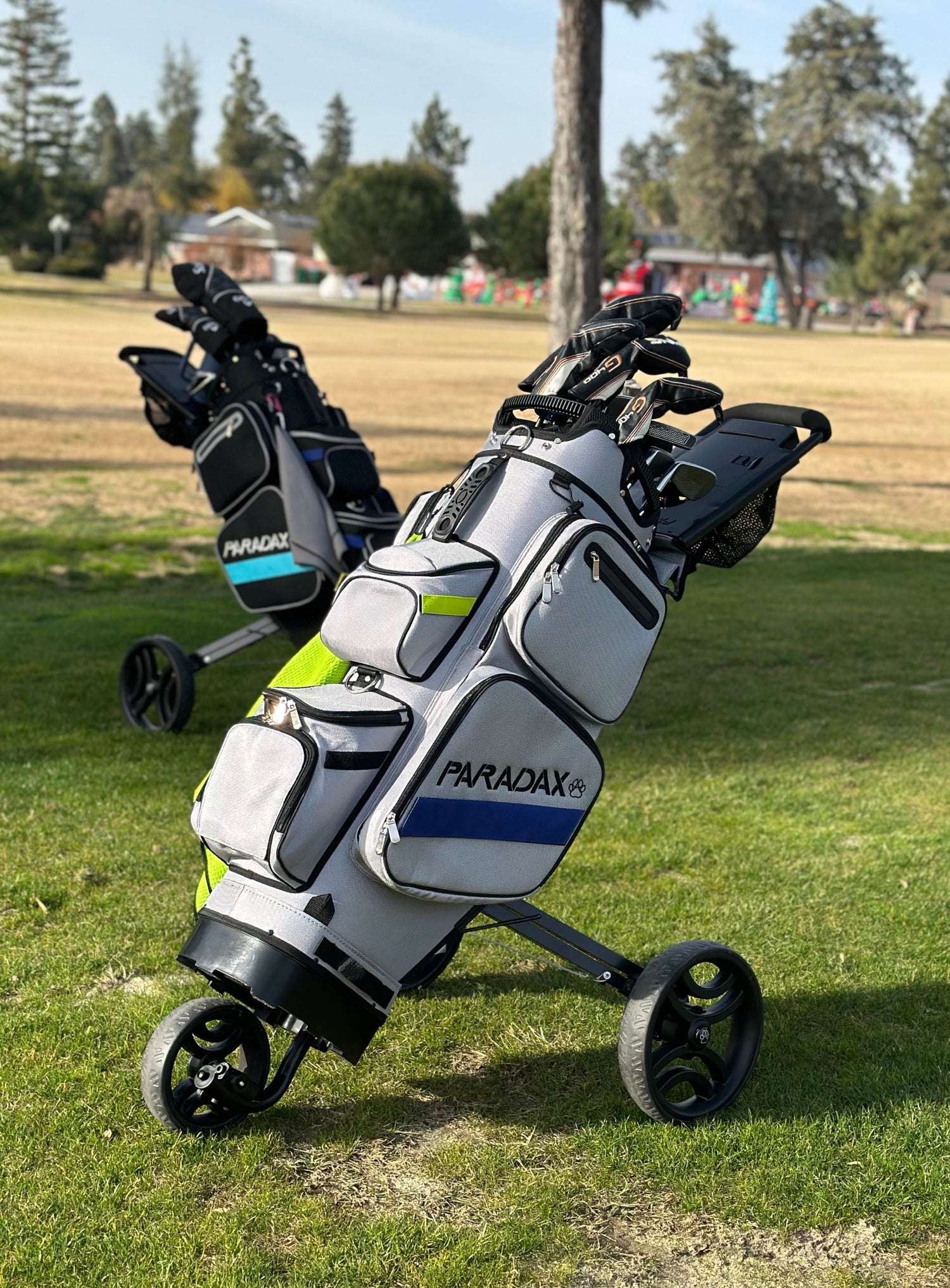 The PARADAX AI-1 All In One Golf Bag With Built In Cart