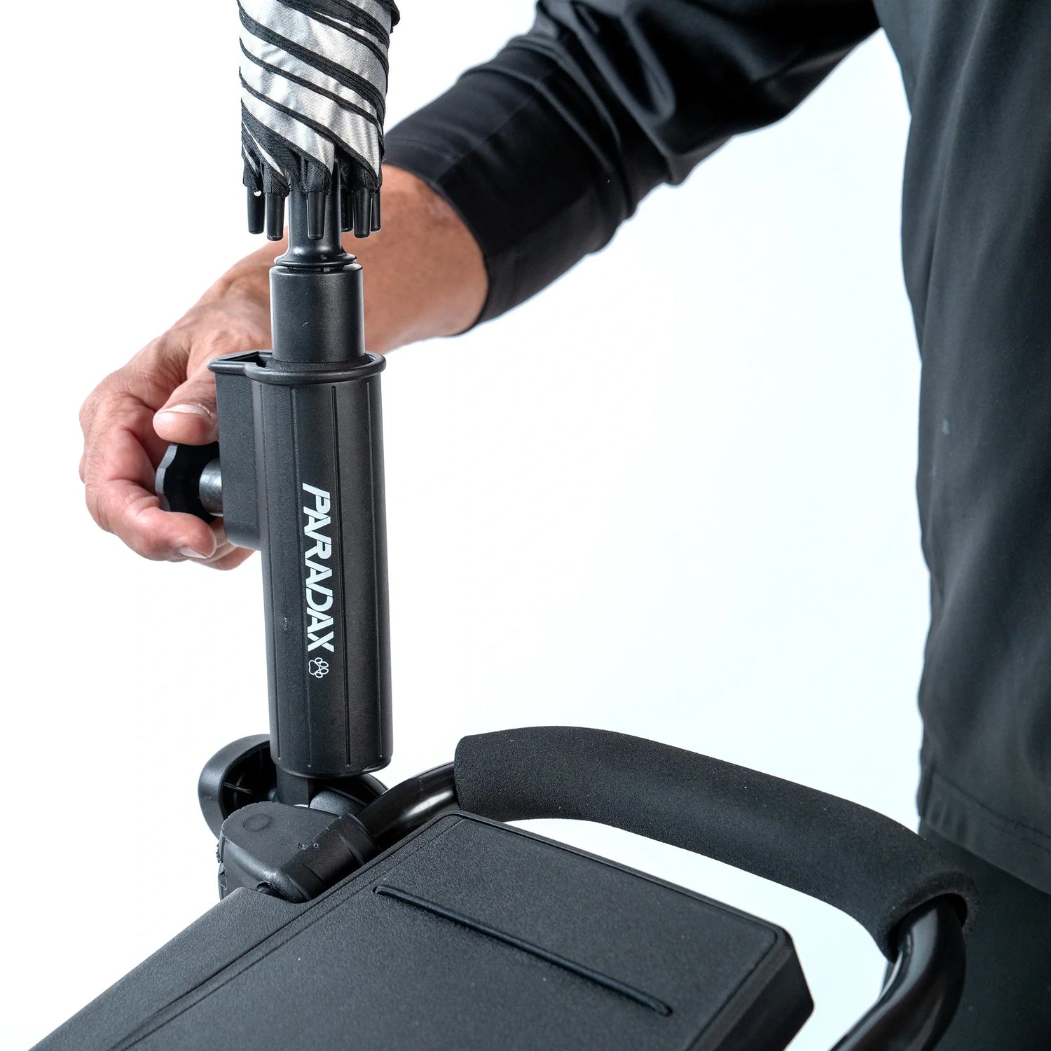 How to install your PARADAX AI-1 umbrella holder