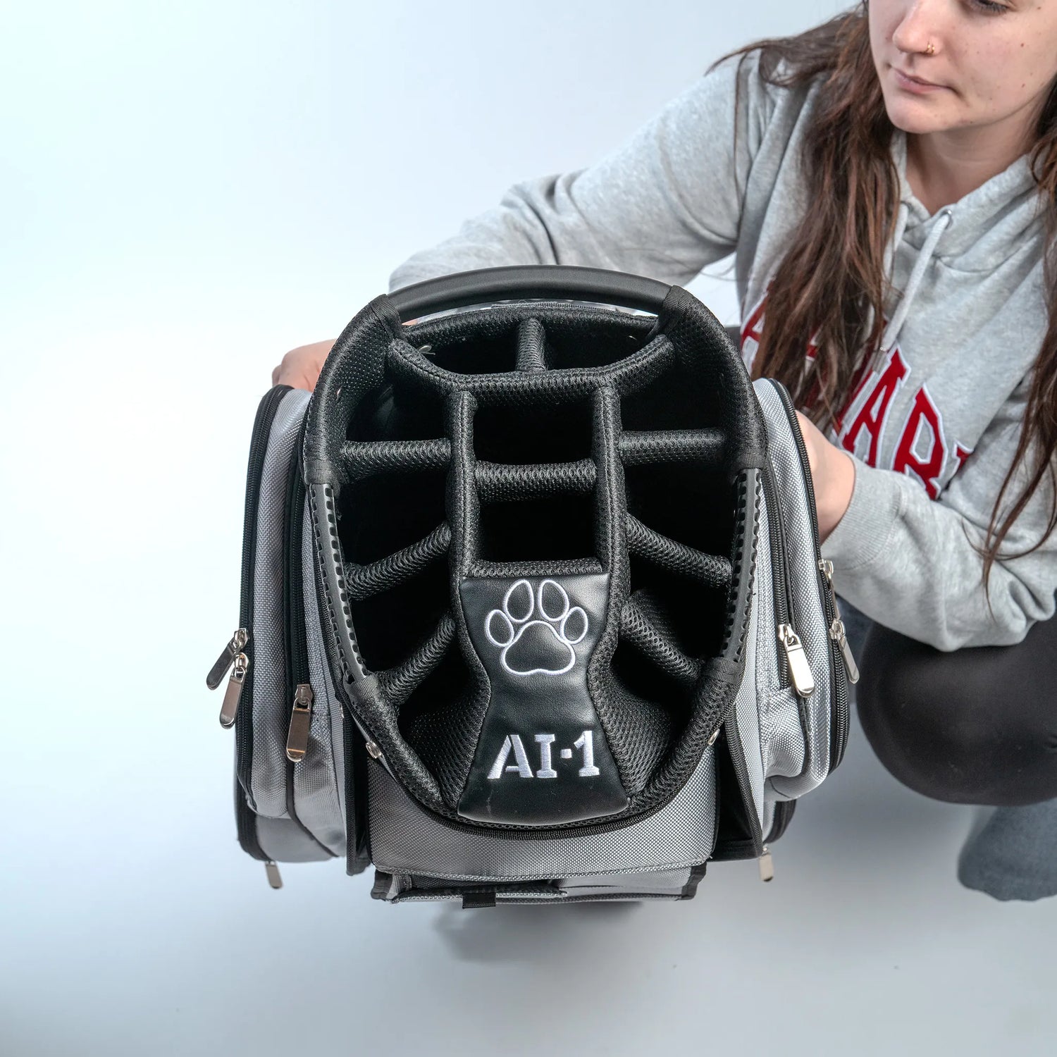 The PARADAX AI-1, All-in-one golf bag and 3-wheel push cart